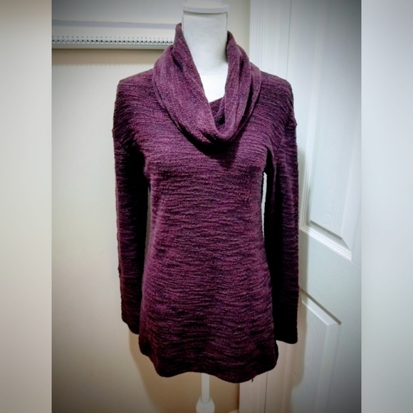🍂🍁Purple Cowl Neck Sweater - Picture 1 of 3